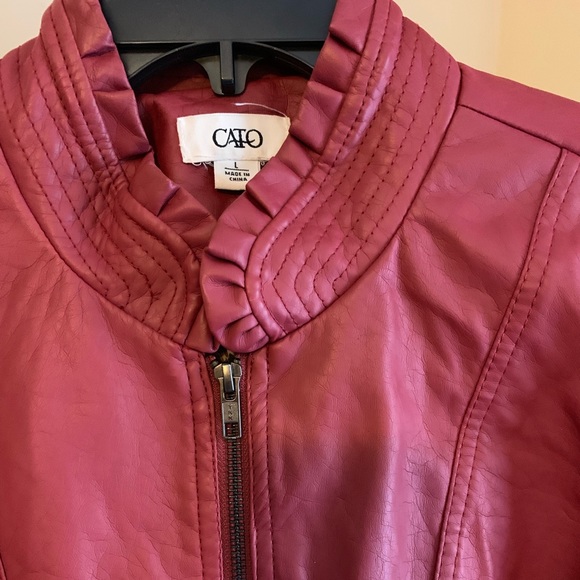 Red leather jacket - Picture 3 of 8